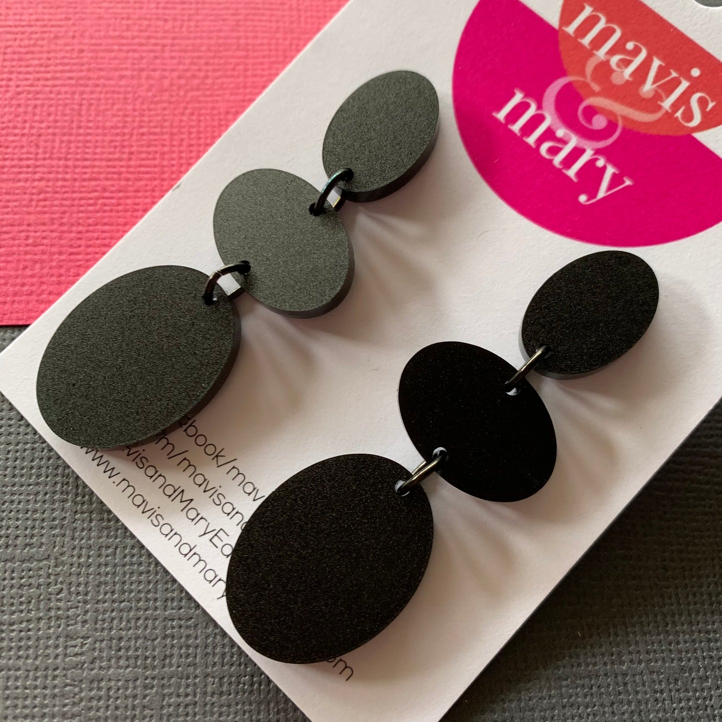 Black dangles - ovals