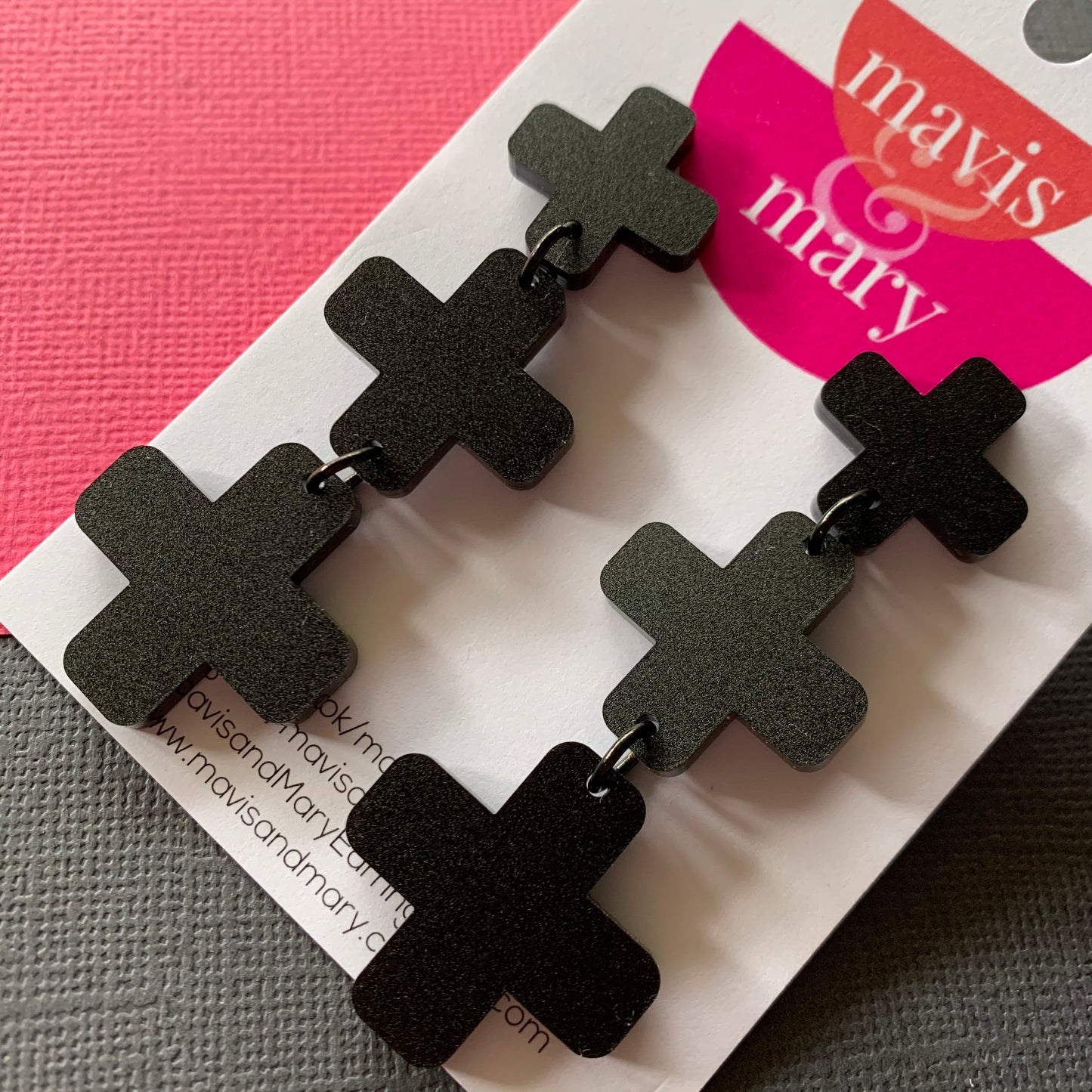Black dangles - crosses