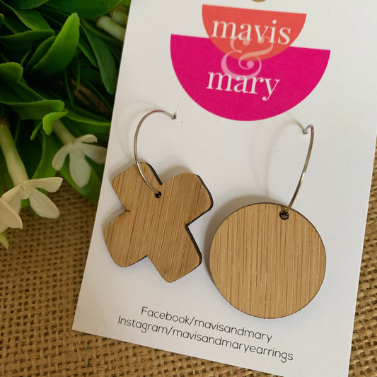 Bamboo hoops - naughts and crosses.