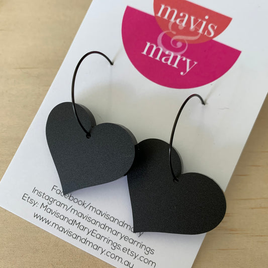 Love hearts - black hoops