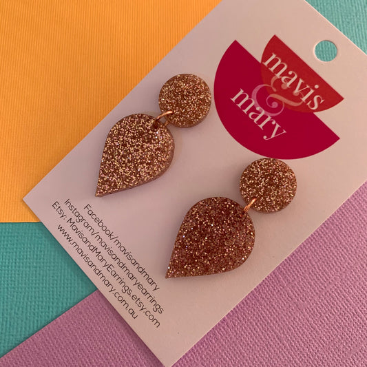 Tear drop: pink sparkle
