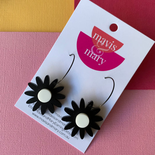 Daisy hoops